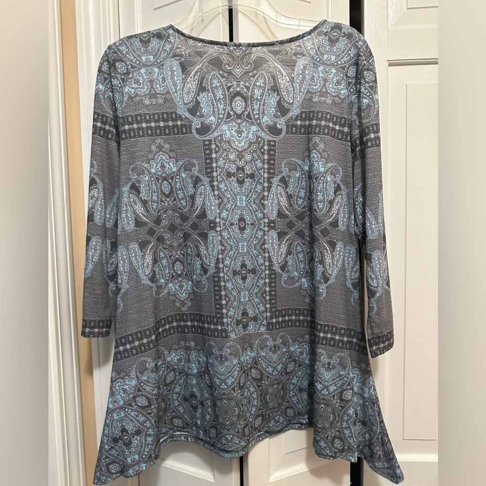 Ruby Rd.  Blue and gray blouse. Thin. Lightweight. Size Medium. - Picture 2 of 3